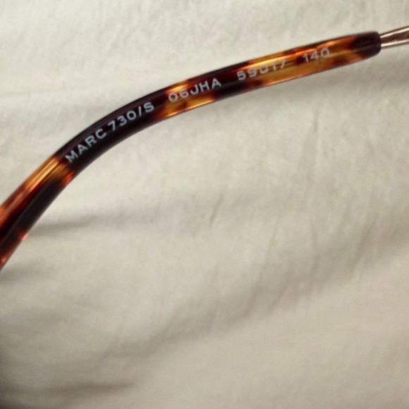 MARC JACOBS Hexagonal Gold Metal Frame With Brown Lenses Aviator Style - Picture 3 of 7